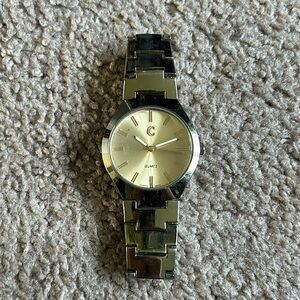C Brand women’s vintage gold tone watch measurements shown‎